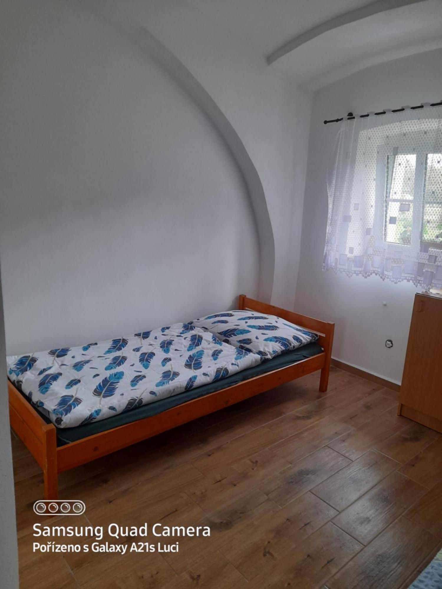 Kojan Leilighet Jílovice Rom bilde